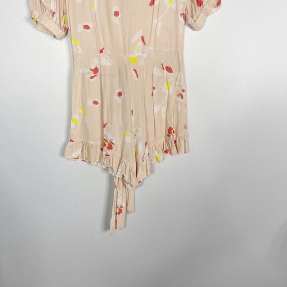 Olivaceous Small S Light Pink Floral Sassy and Sweet Romper Tie Waist Peach - Picture 6 of 12